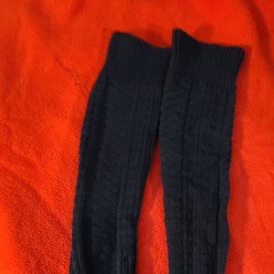 black stocking/leg warmer